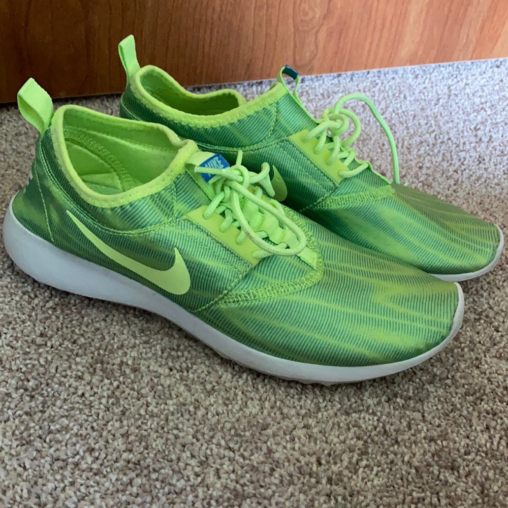 Like green, women’s Nikes, Size 9.5